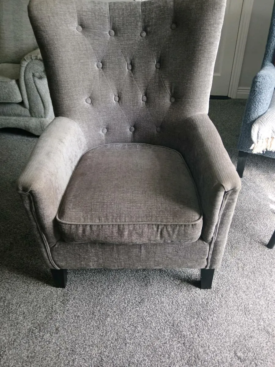 Armchair - Image 1