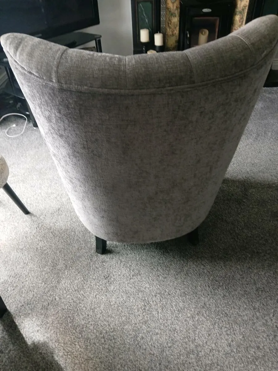 Armchair - Image 2
