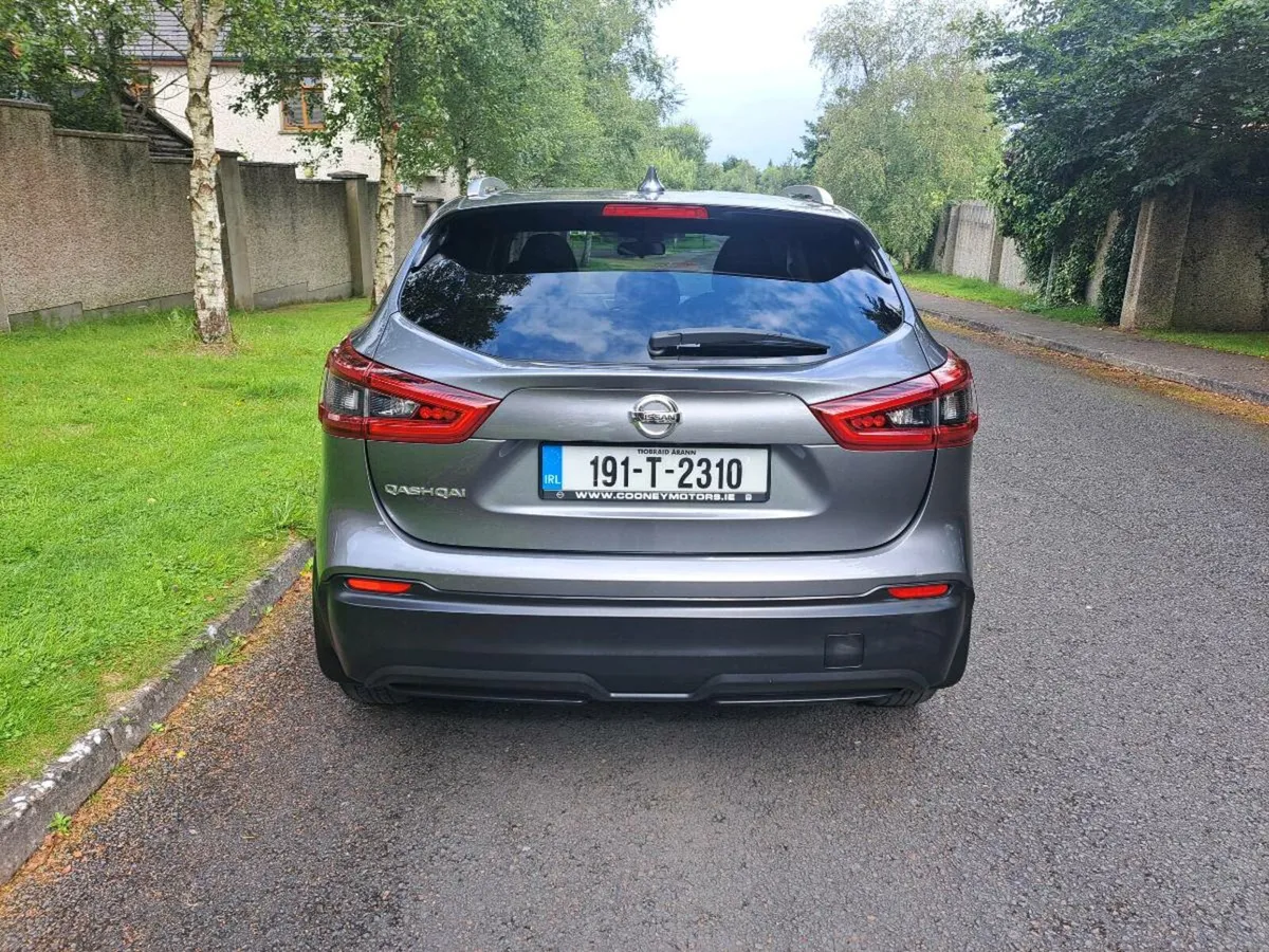 2019 Nissan qashqai automatic - Image 4