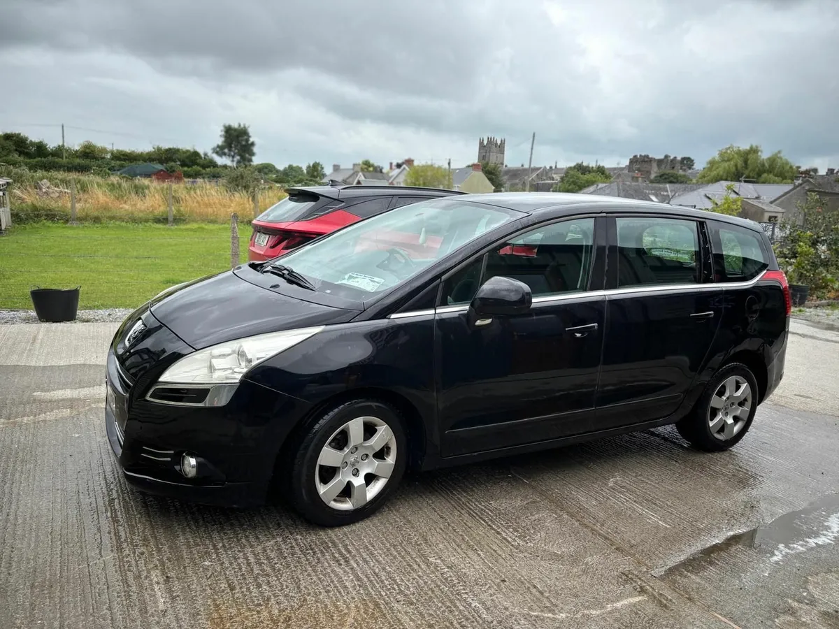 7 Seater Peugeot 5008 2010: NCT until August 2025 - Image 1