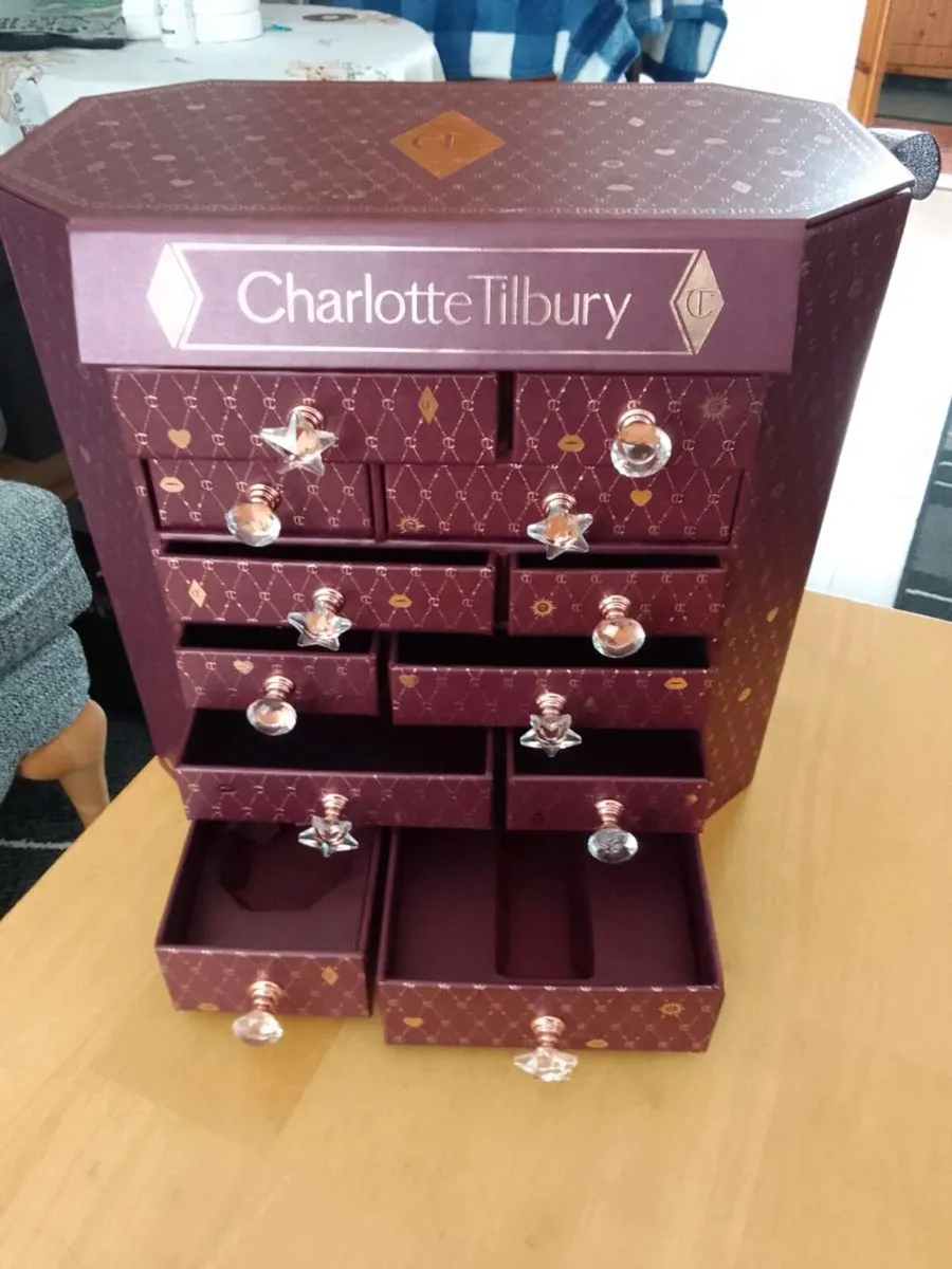 Jewelry case - Image 1