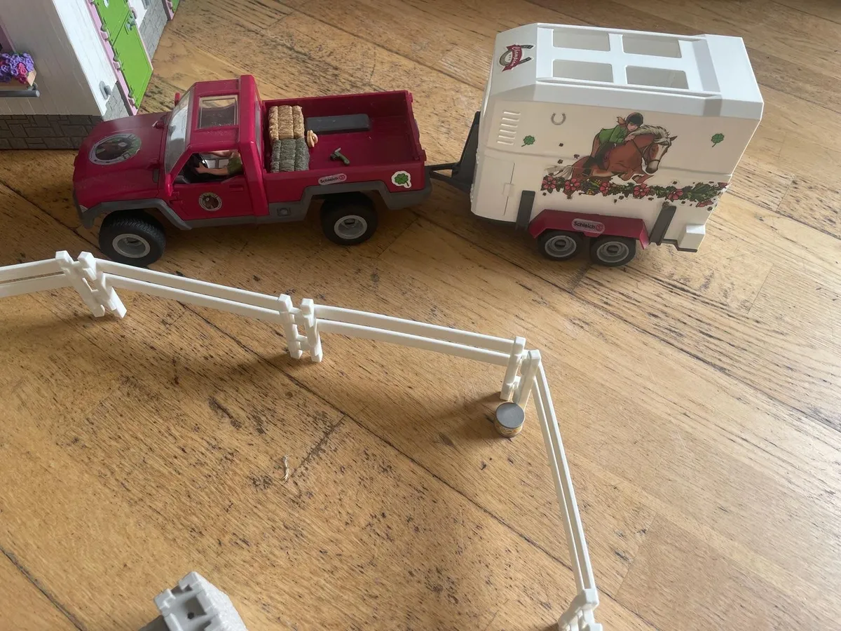 Schleich toys - Image 3