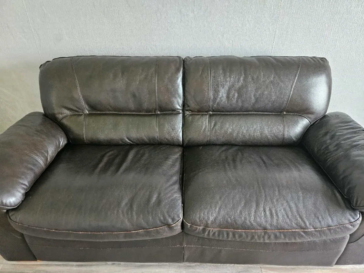 Couch in good condition - Image 2