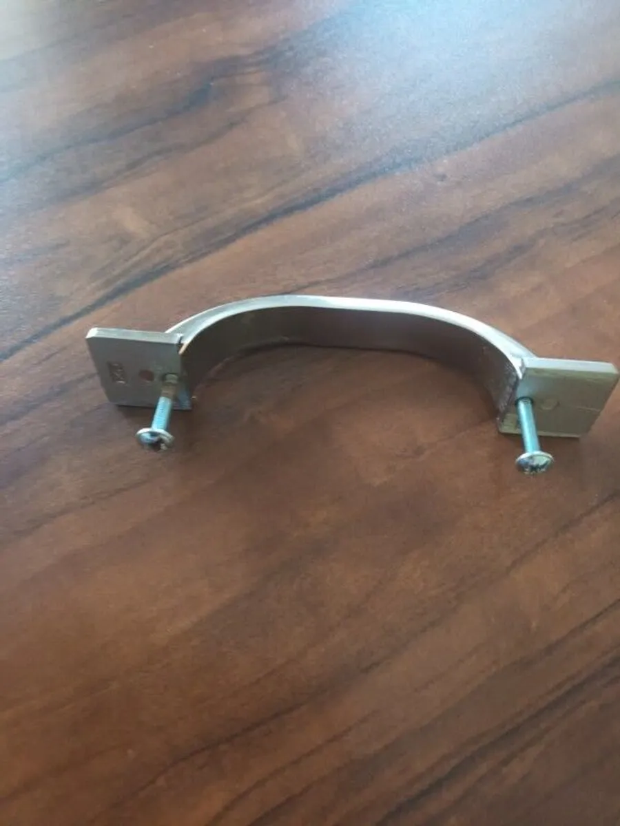 Cabinet handles - Image 1