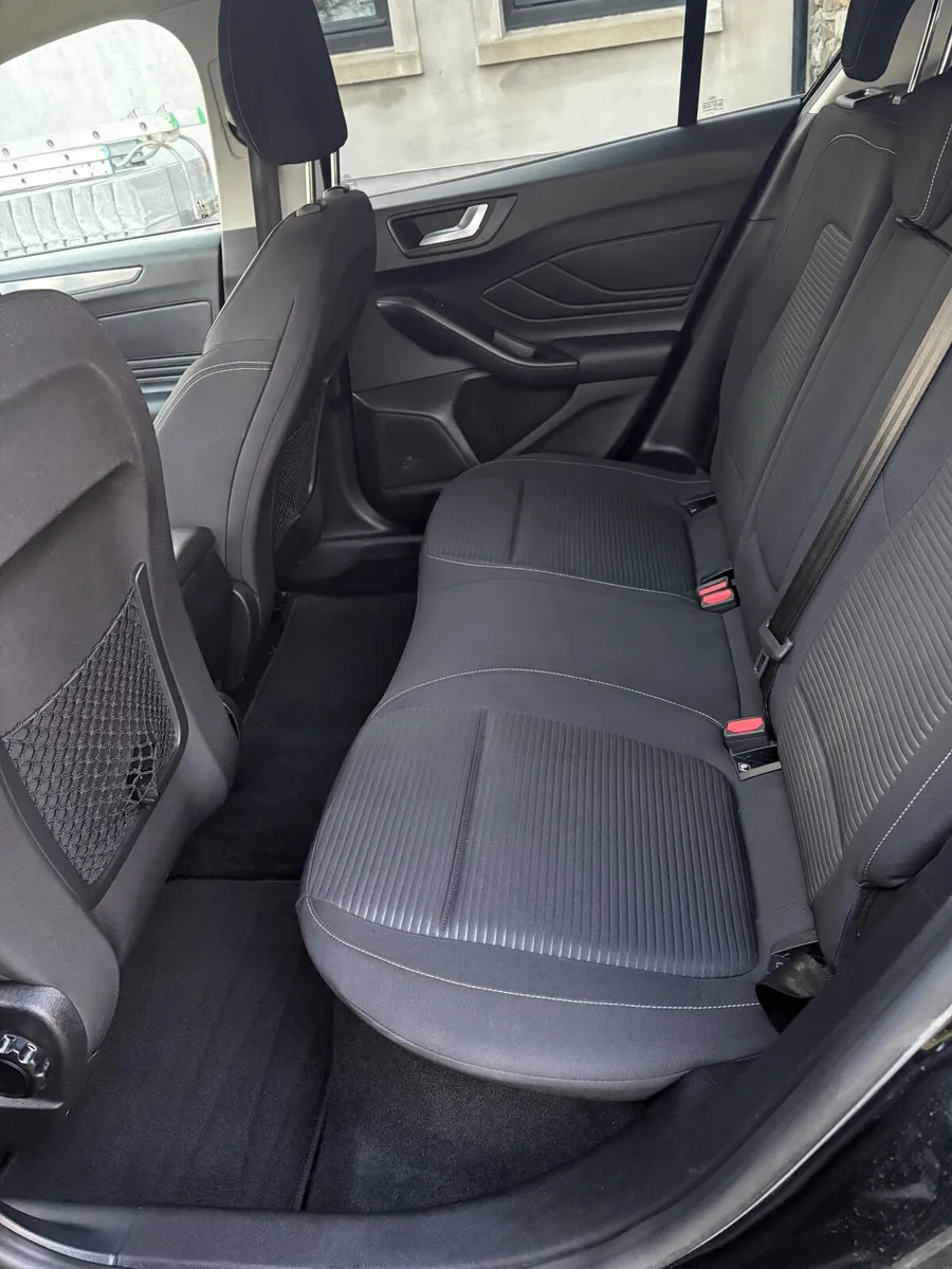 Ford Focus 2020 - Image 3