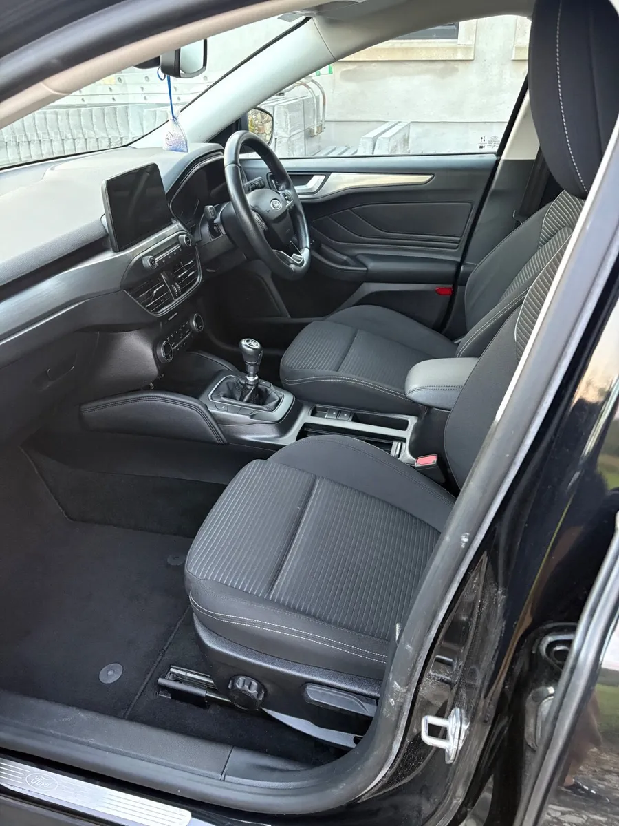 Ford Focus 2020 - Image 4