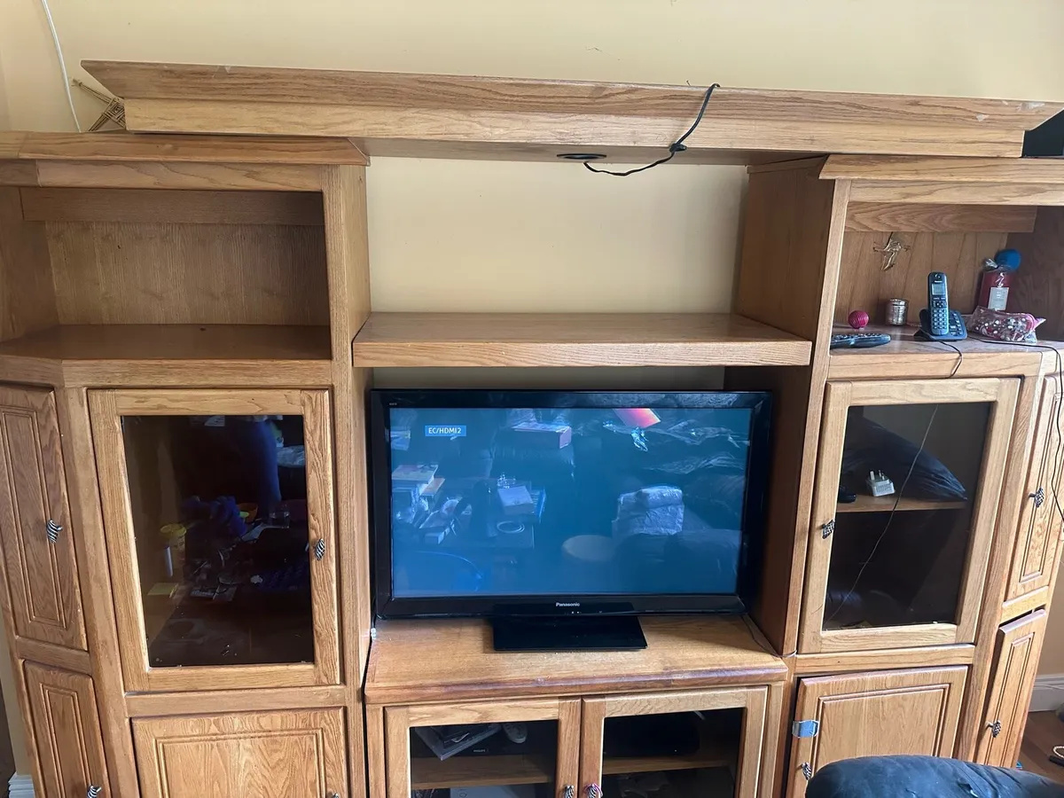 Tv entertainment unit - Image 1
