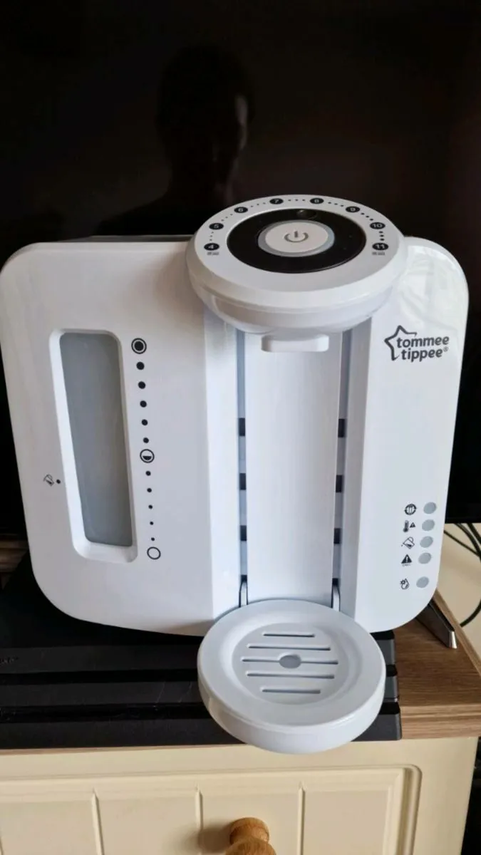 Tommee Tippee Perfect Prep machine - Image 1