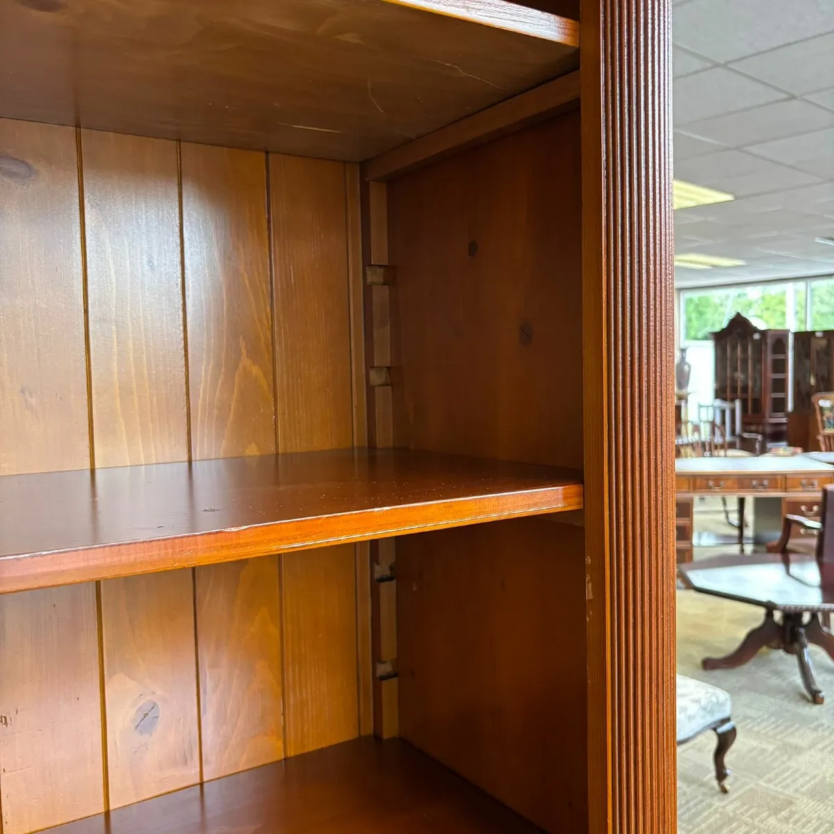 Antique pine open bookcase & drawer. Enclosed with - Image 3