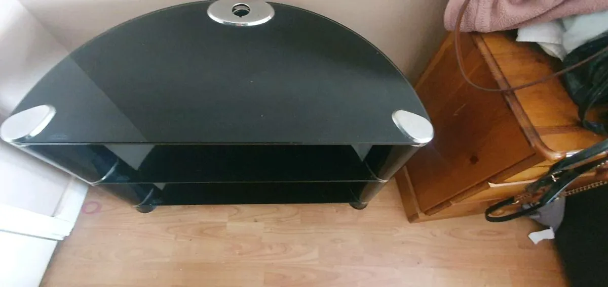 TVTable - Image 1