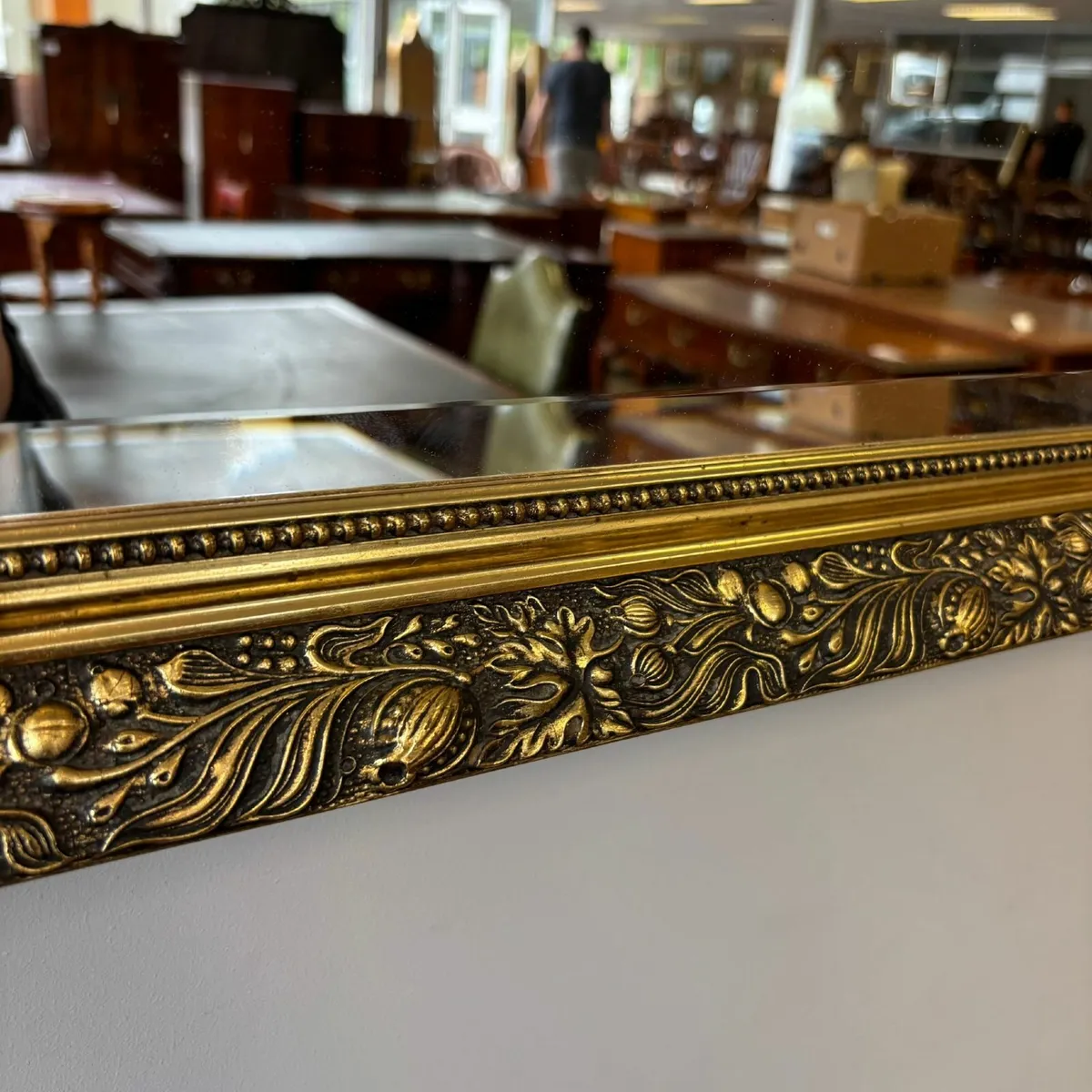 Beautiful bevelled ornate gilt wall mirror. Great - Image 4