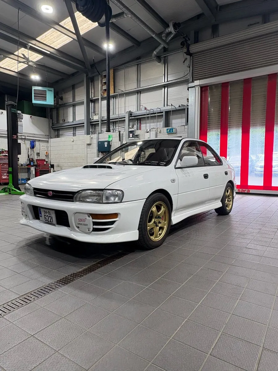 Subaru Impreza WRX - Image 4