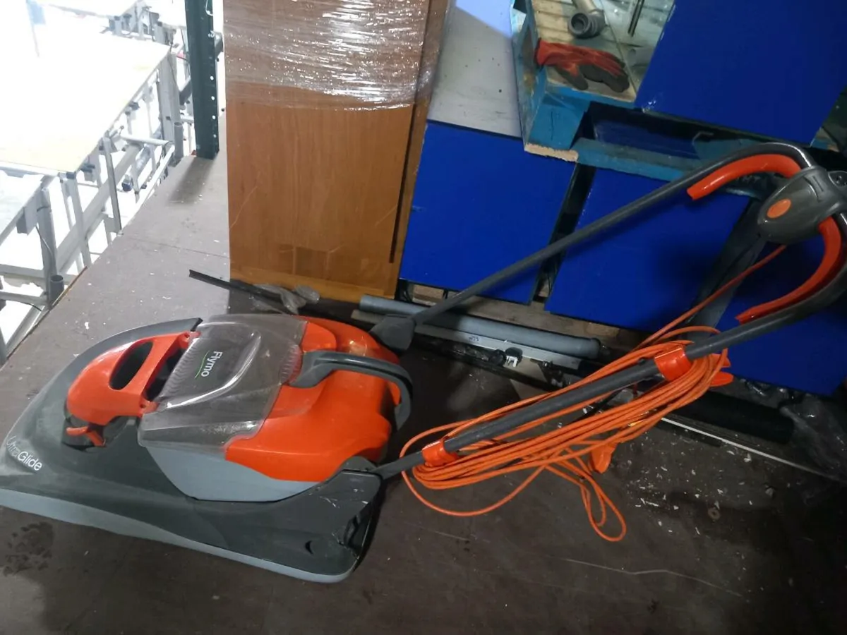 Flymo electric mower - Image 3