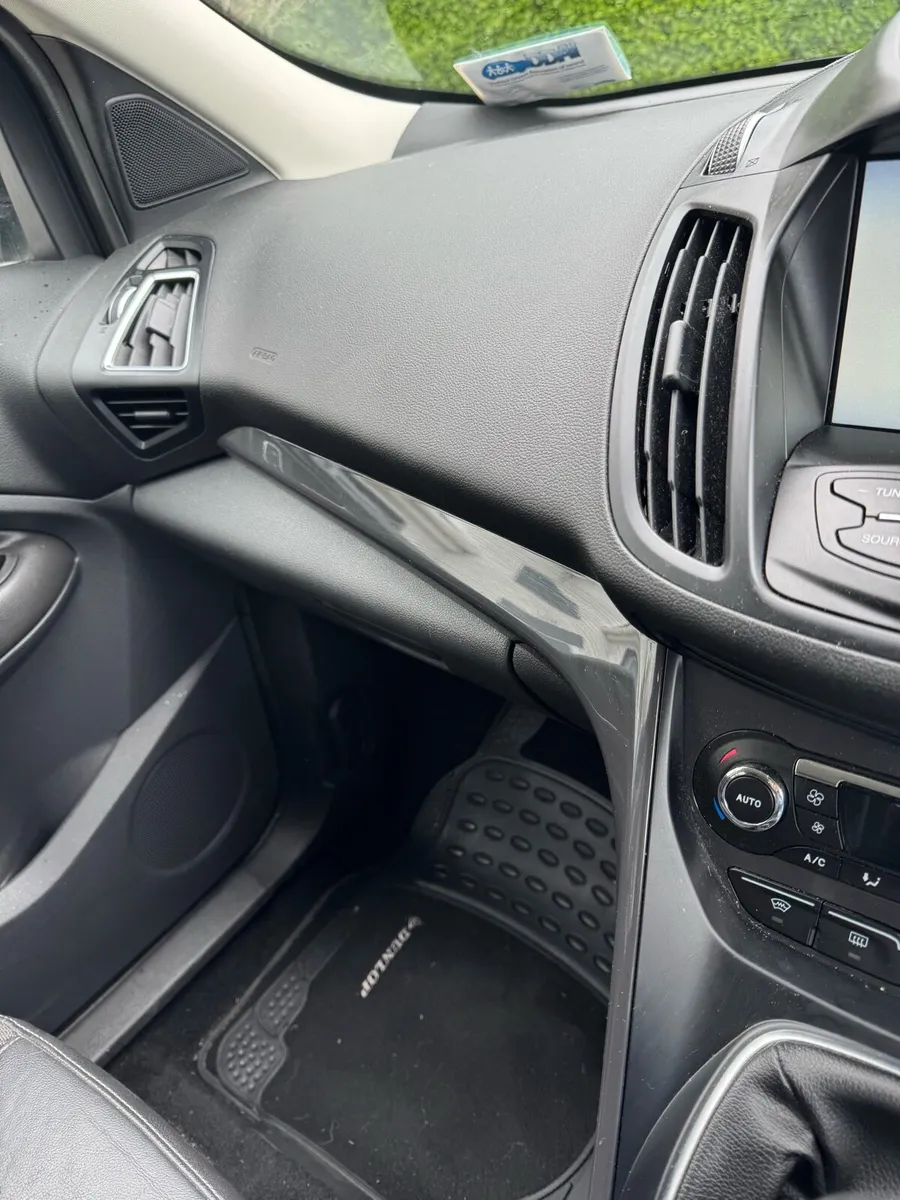 FORD KUGA - Image 3