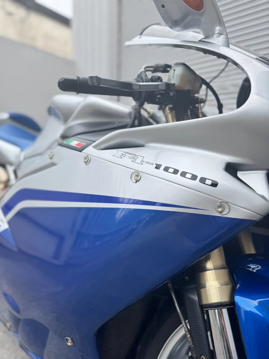 MV Agusta F4 1000 2005 - Image 4