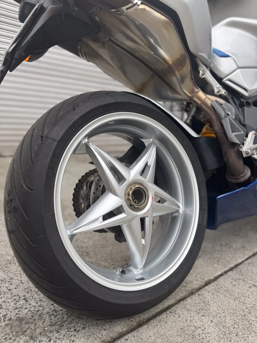 MV Agusta F4 1000 2005 - Image 3