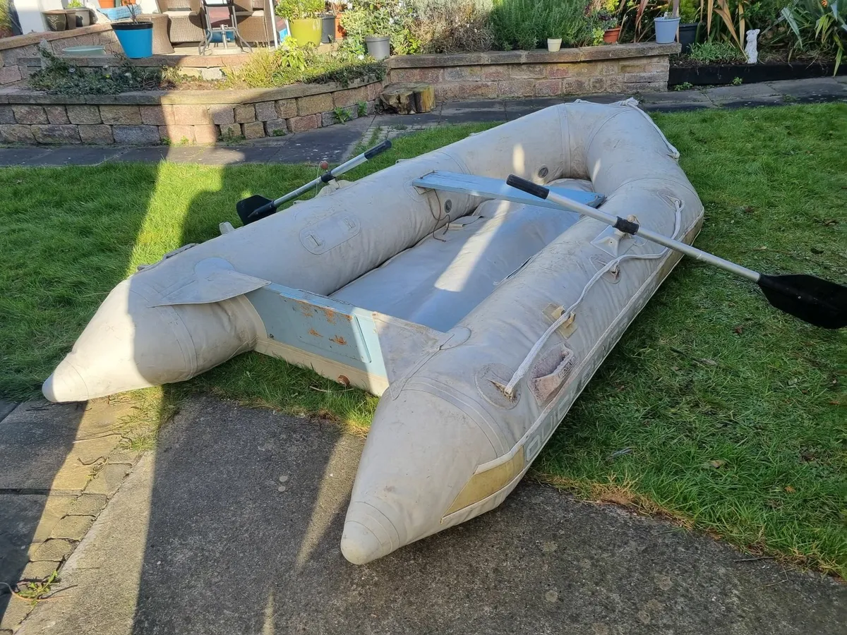 Inflatable dingy - Image 3