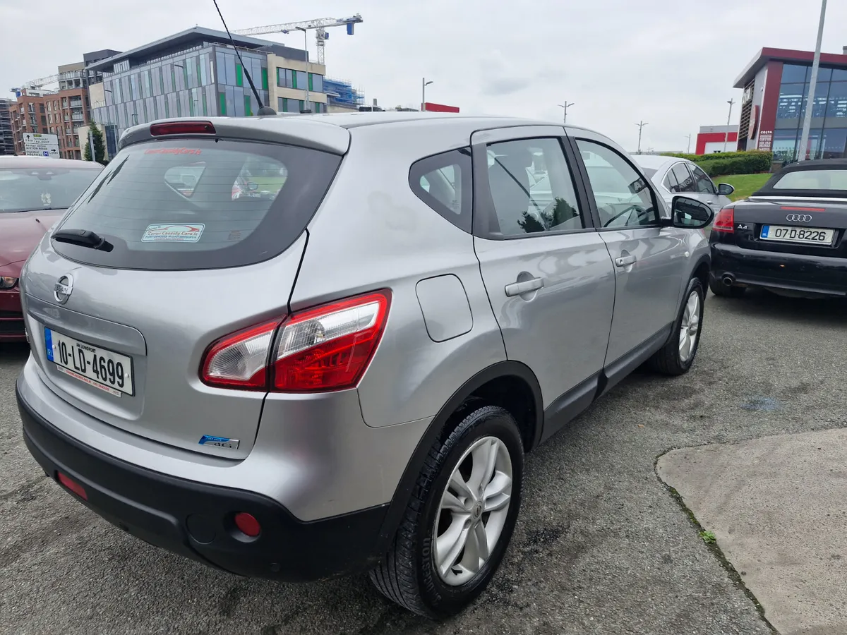 Nissan Qashqai 2010 - Image 4
