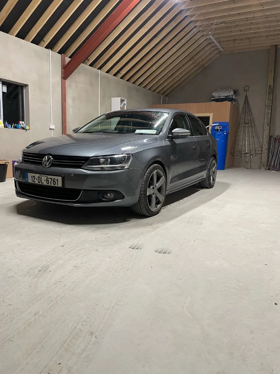 Volkswagen Jetta 2012 - Image 1
