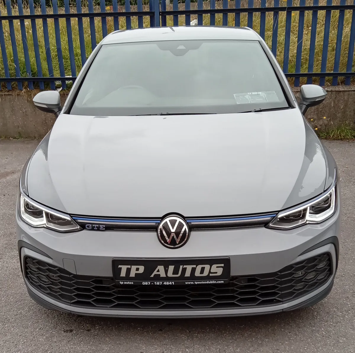 Volkswagen Golf 2021 GTE Hybrid - Image 2