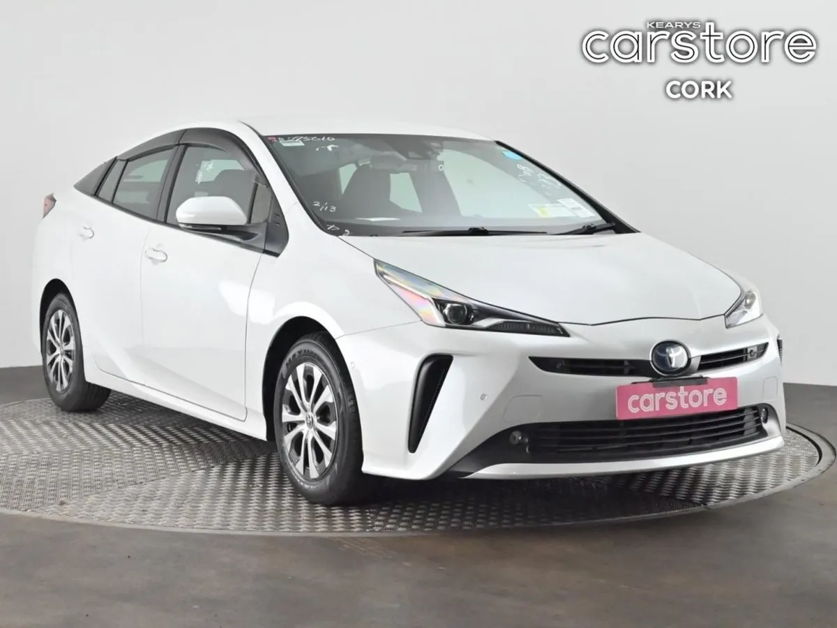 Toyota Prius 1.8 Auto - Image 1