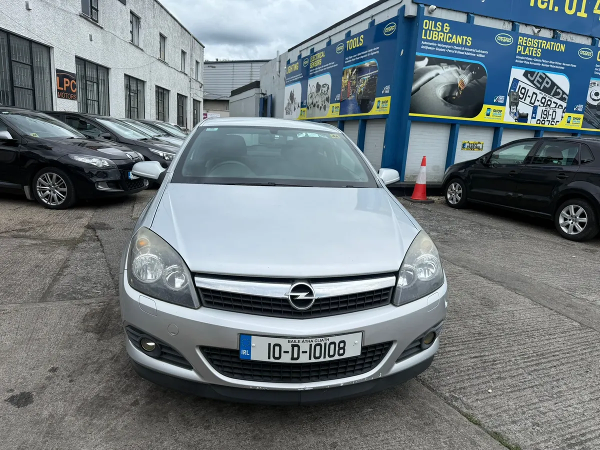 Opel Astra 1.4 GTC 3dr - Image 3