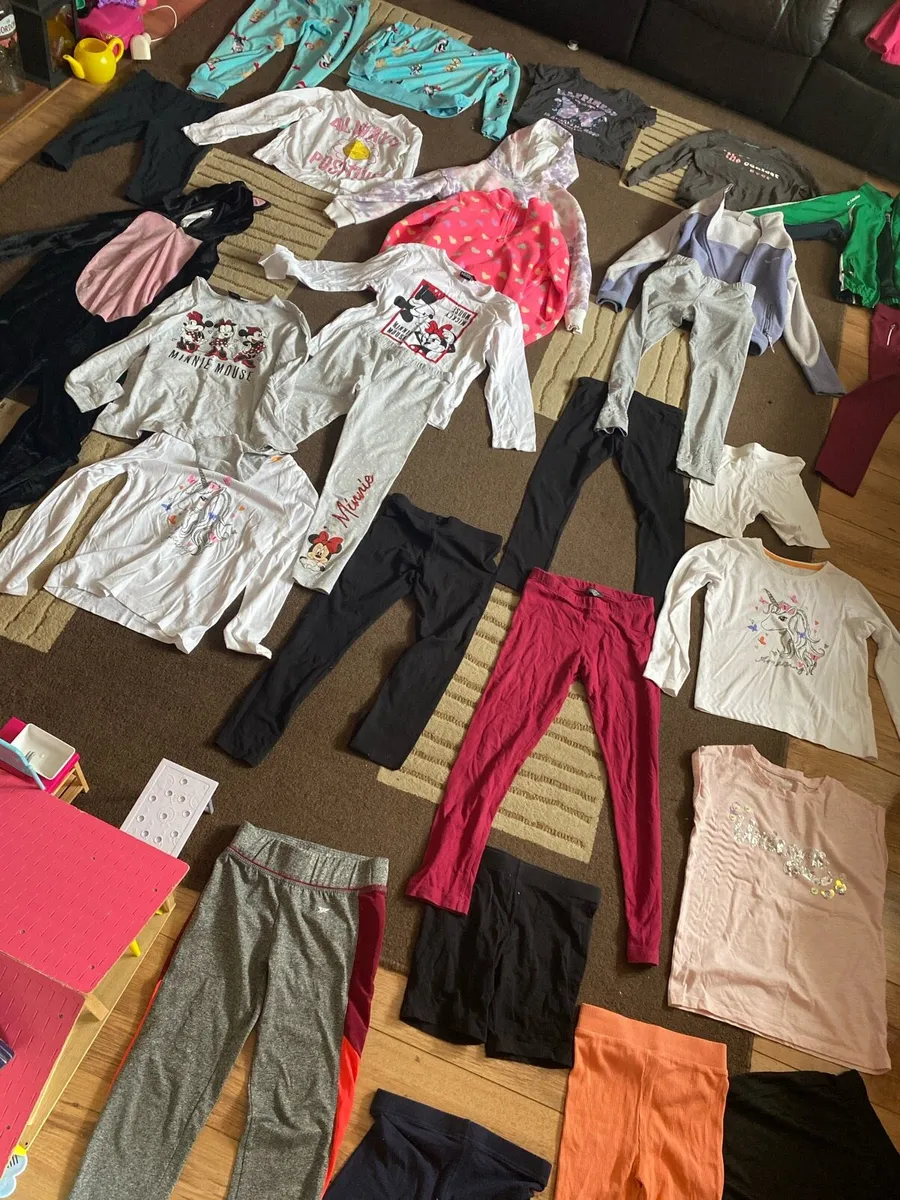 Massive age 7-8 girls clothes bundle - Image 4