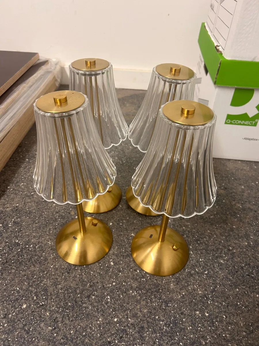 Wireless lamp