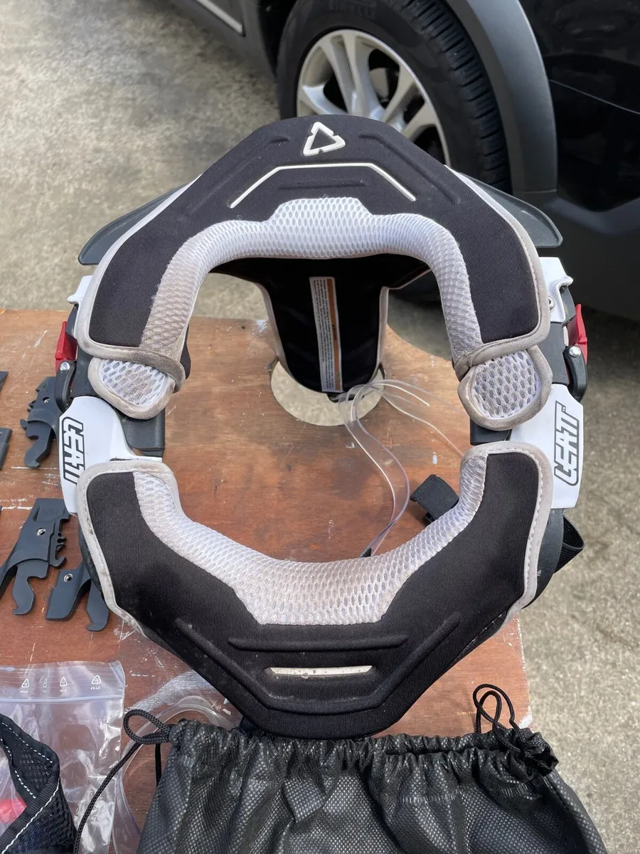 Leatt GPX Adult Kneck Brace Motocross Enduro - Image 2