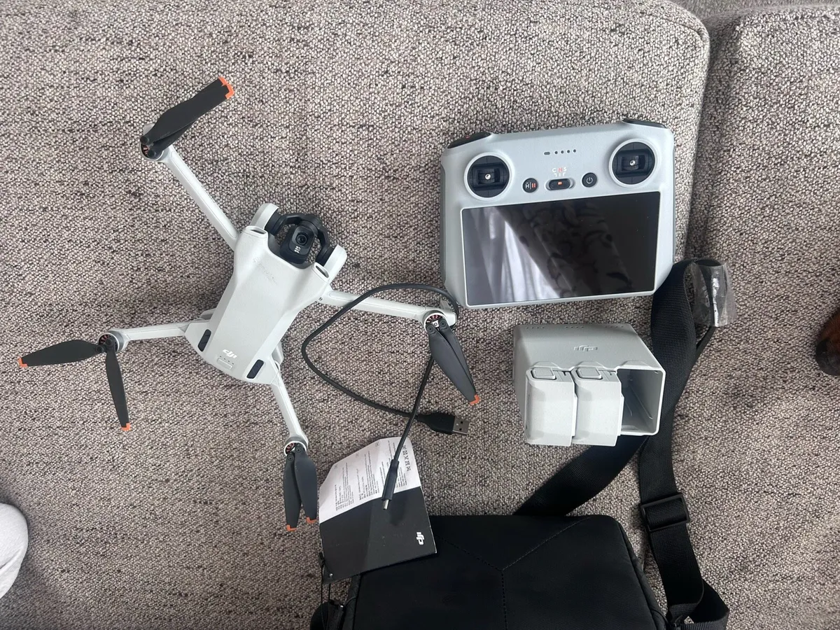 DJI Mini 3 Fly More Combo with RC - Image 2