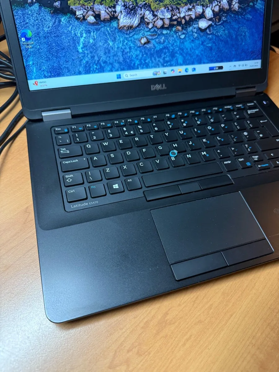 Dell laptop i5 pro 16-512 ssd win 11 pro - Image 3