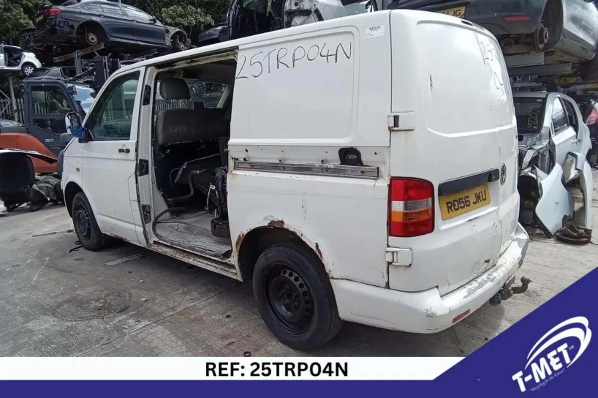 2006 VOLKSWAGEN TRANSPORTER BREAKING FOR PARTS - Image 4