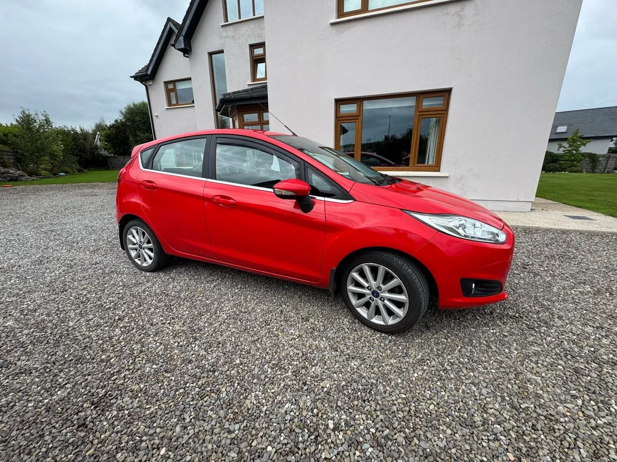 Ford Fiesta - Image 2