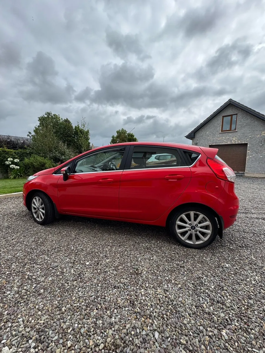Ford Fiesta - Image 4