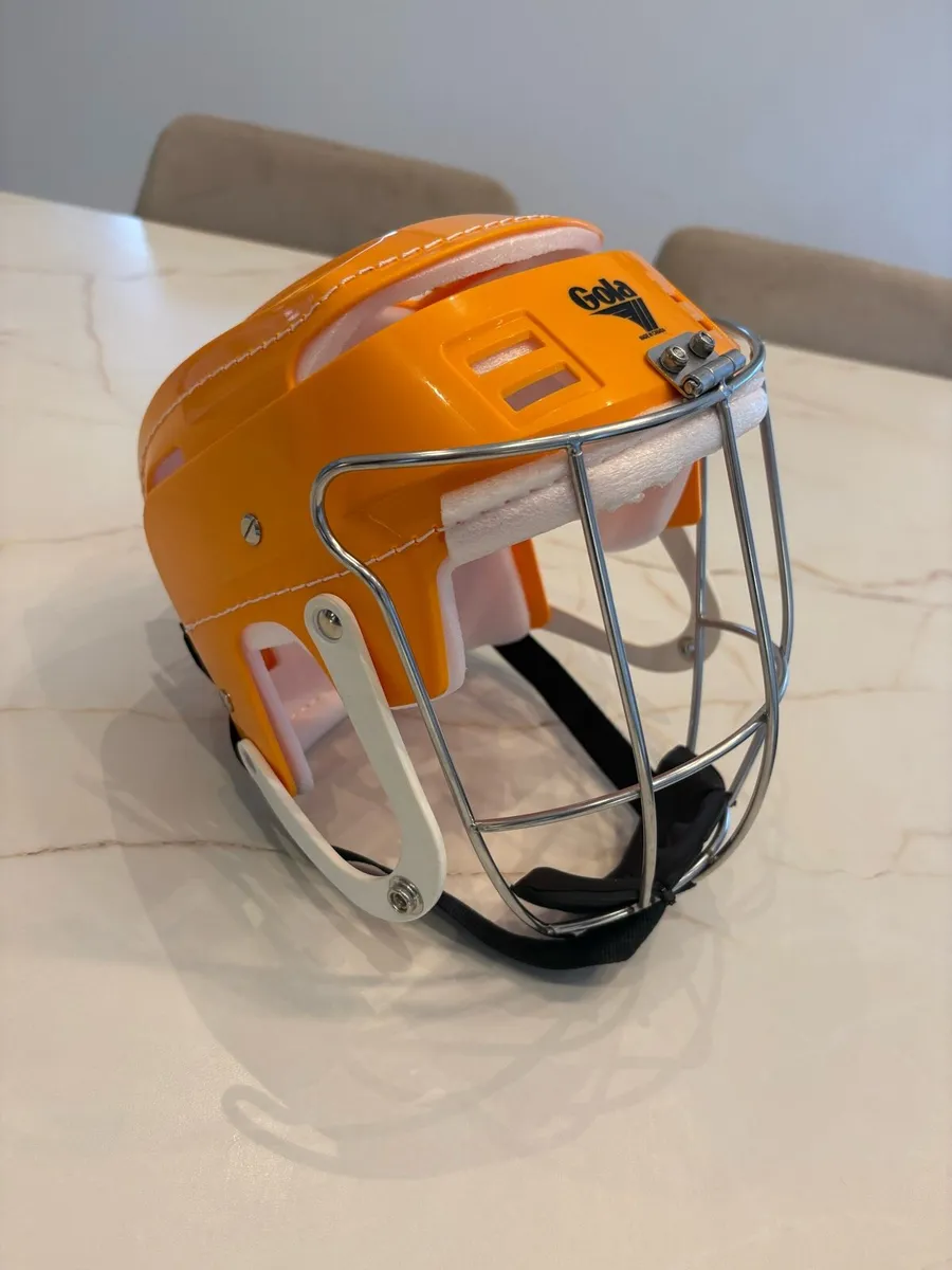 Gola hurling helmet - Image 1