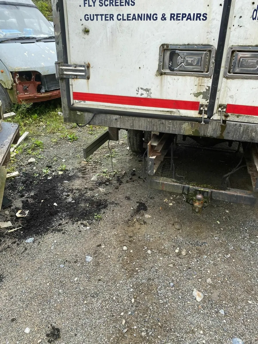 Mitsubishi canter 3c13 non runner - Image 2