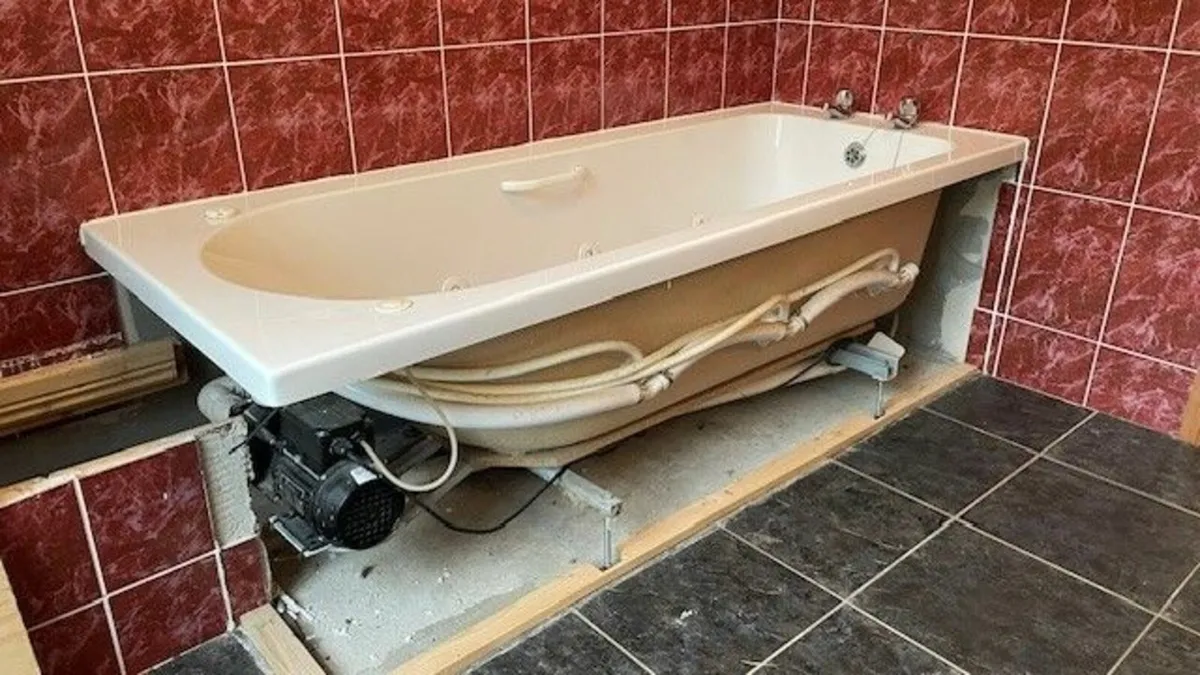 Bathroom - Image 2