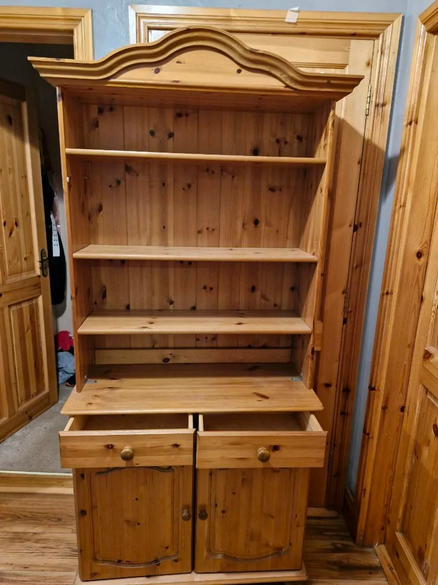 Kitchen dresser - Image 3