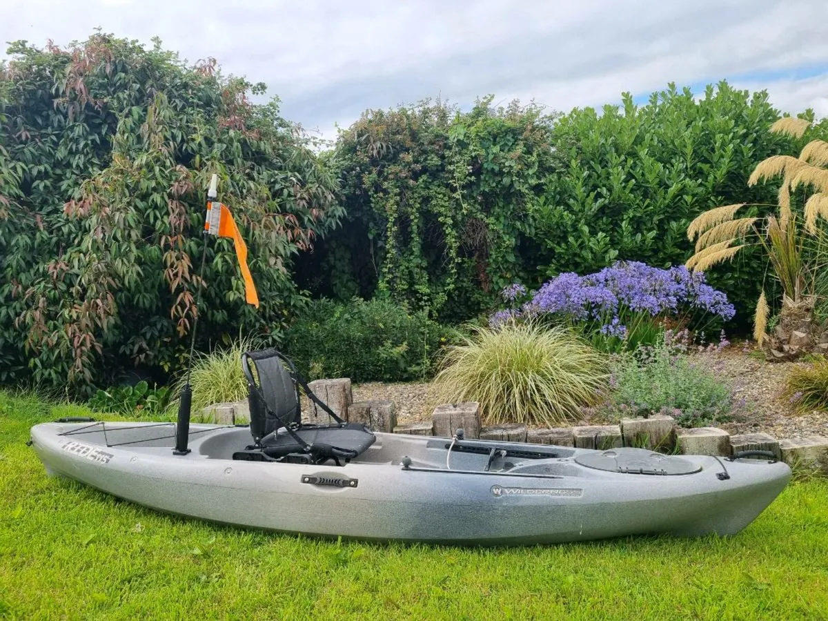 Fishing kayak - Image 1