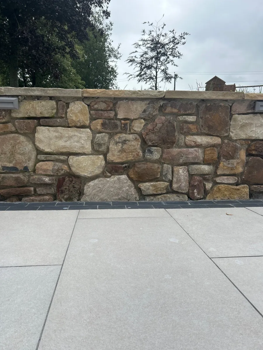 Building Stone - Image 1