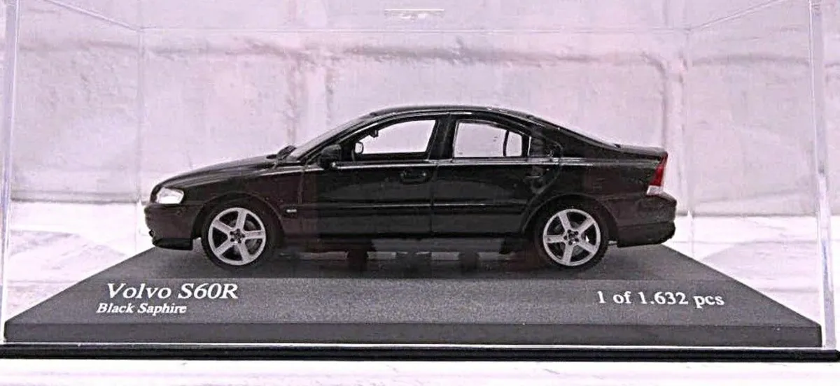 Volvo S60R model car - Image 1