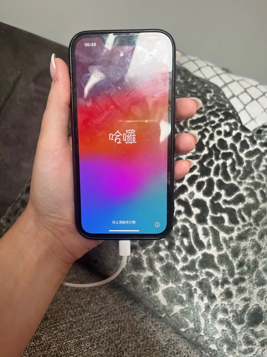 iPhone 13 - Image 1