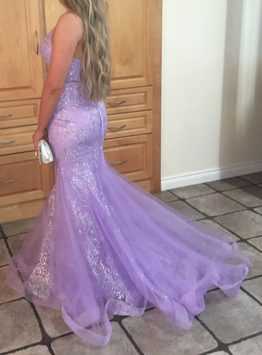 Stunning Lilac Debs Dress - Image 2