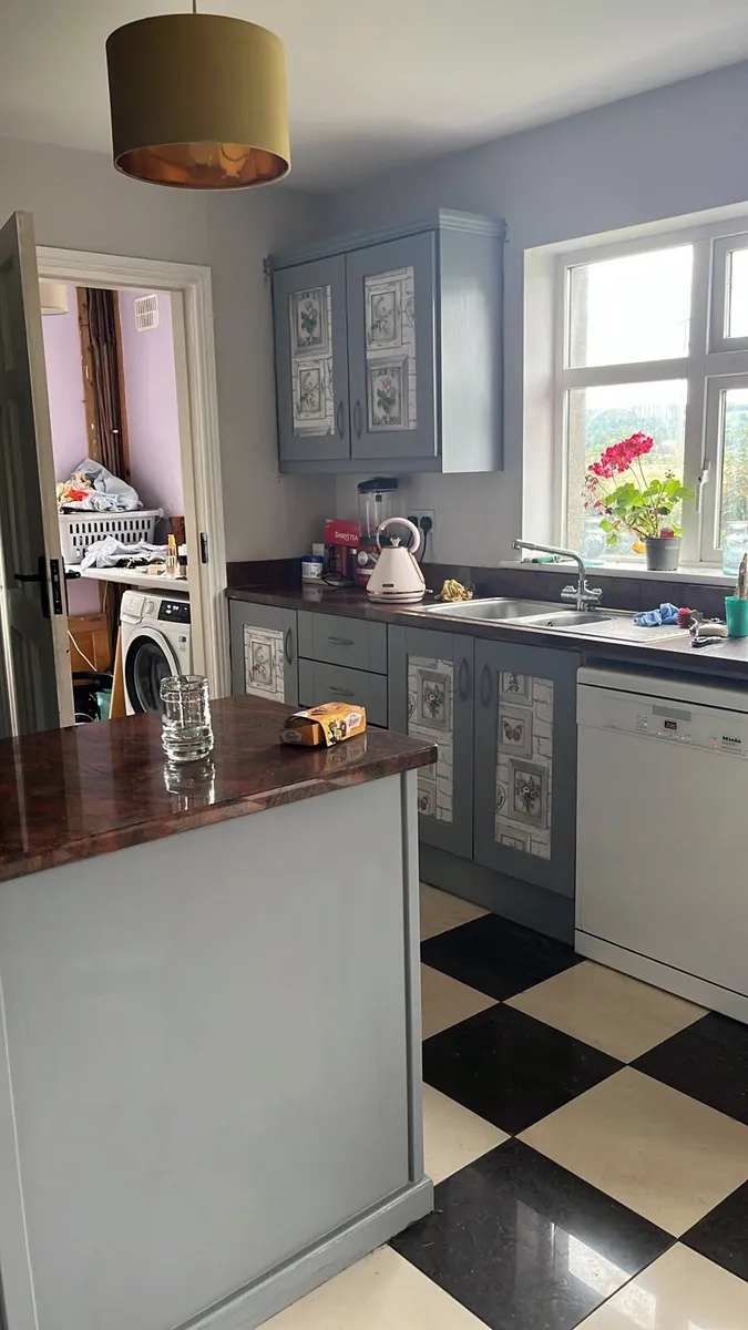 Worktop - Image 1