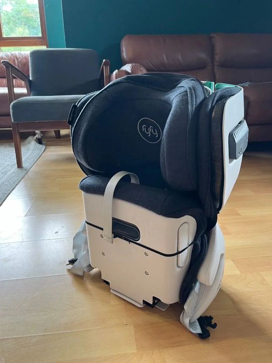 Travel car seat - Image 3