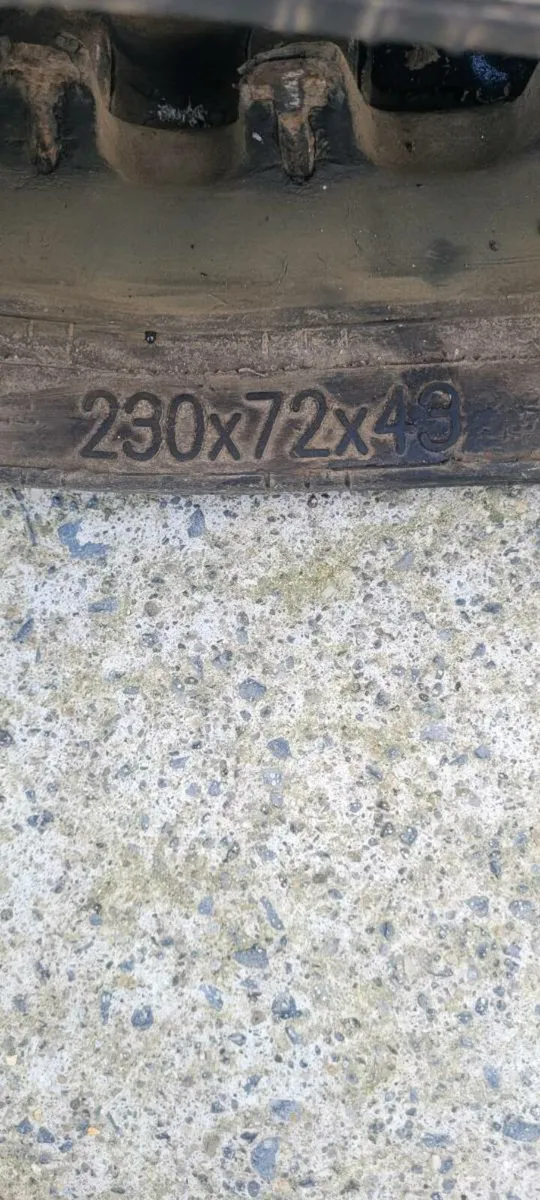 4 Rubber tracks - Image 2
