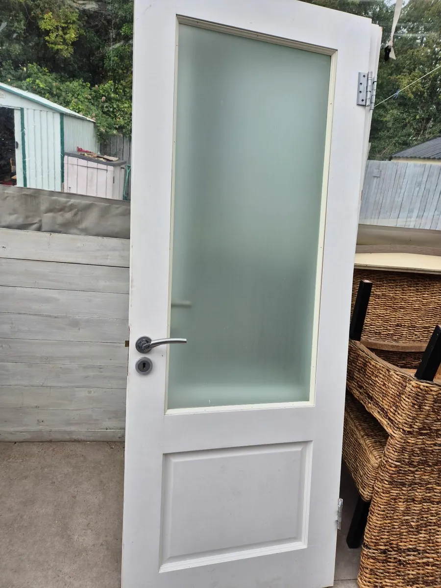 Internal doors - Image 1