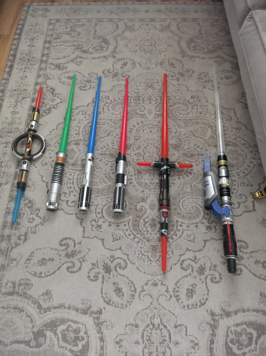 Toys star wars swords, teenage ninja turtles - Image 1