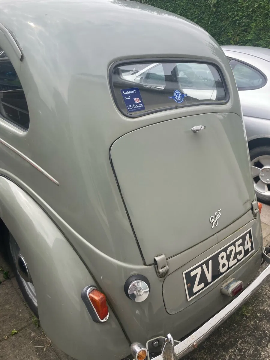 Ford prefect - Image 1