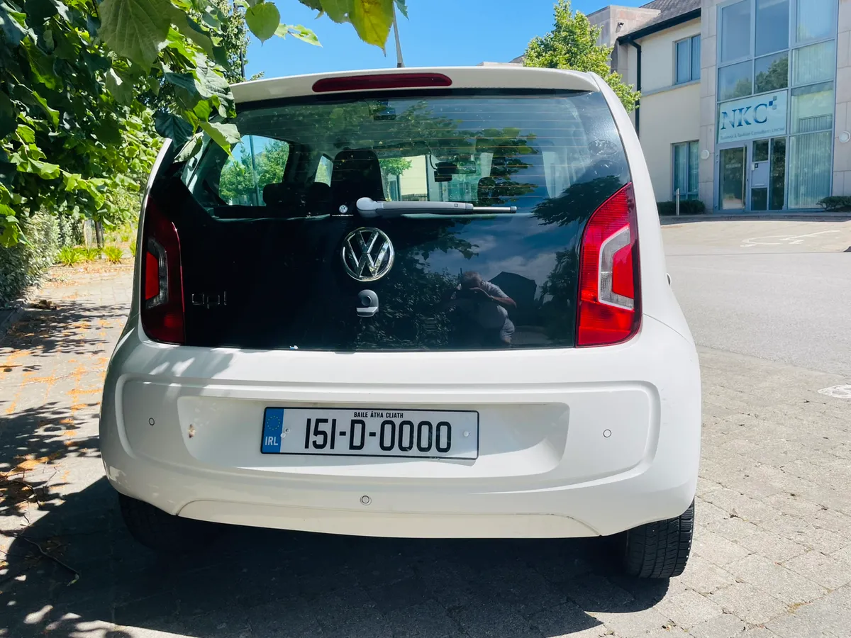 2015 VOLKSWAGEN UP 1.0 AUTOMATIC LOW MILEAGE - Image 4